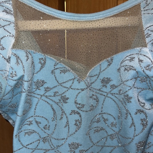 Jerry’s Girls Figure Skating Dress With Matching Hair Scrunchie - Size 4/6 - Picture 5 of 6